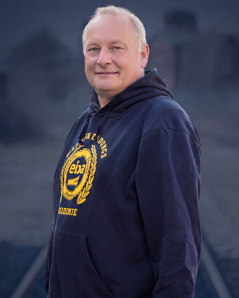 Volker Strobach – Zertifizierter Trainer und Prüfer nach TfV bei der Eisenbahnbildungsakademie Hamburg